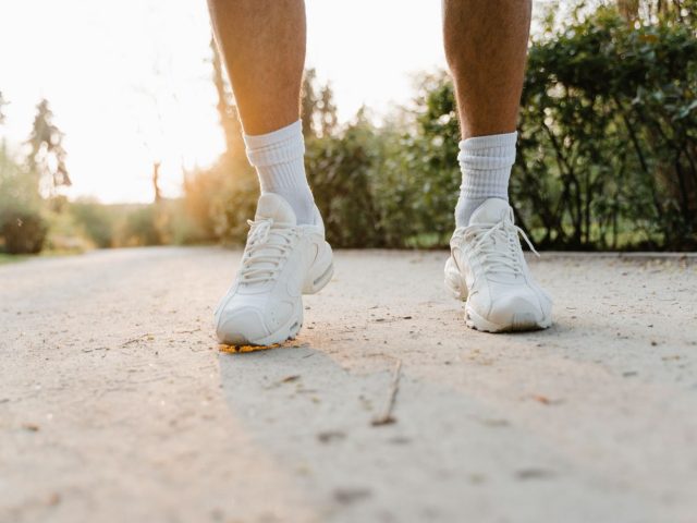Chaussures de récupération : confort après l&rsquo;effort